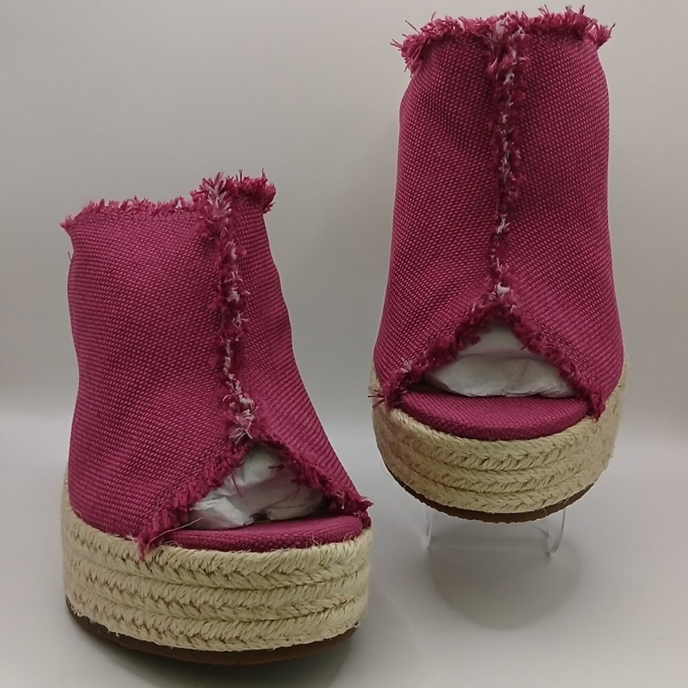 Lisa Vicky Giddy-V Espadrille Wedge Sandals - 8M